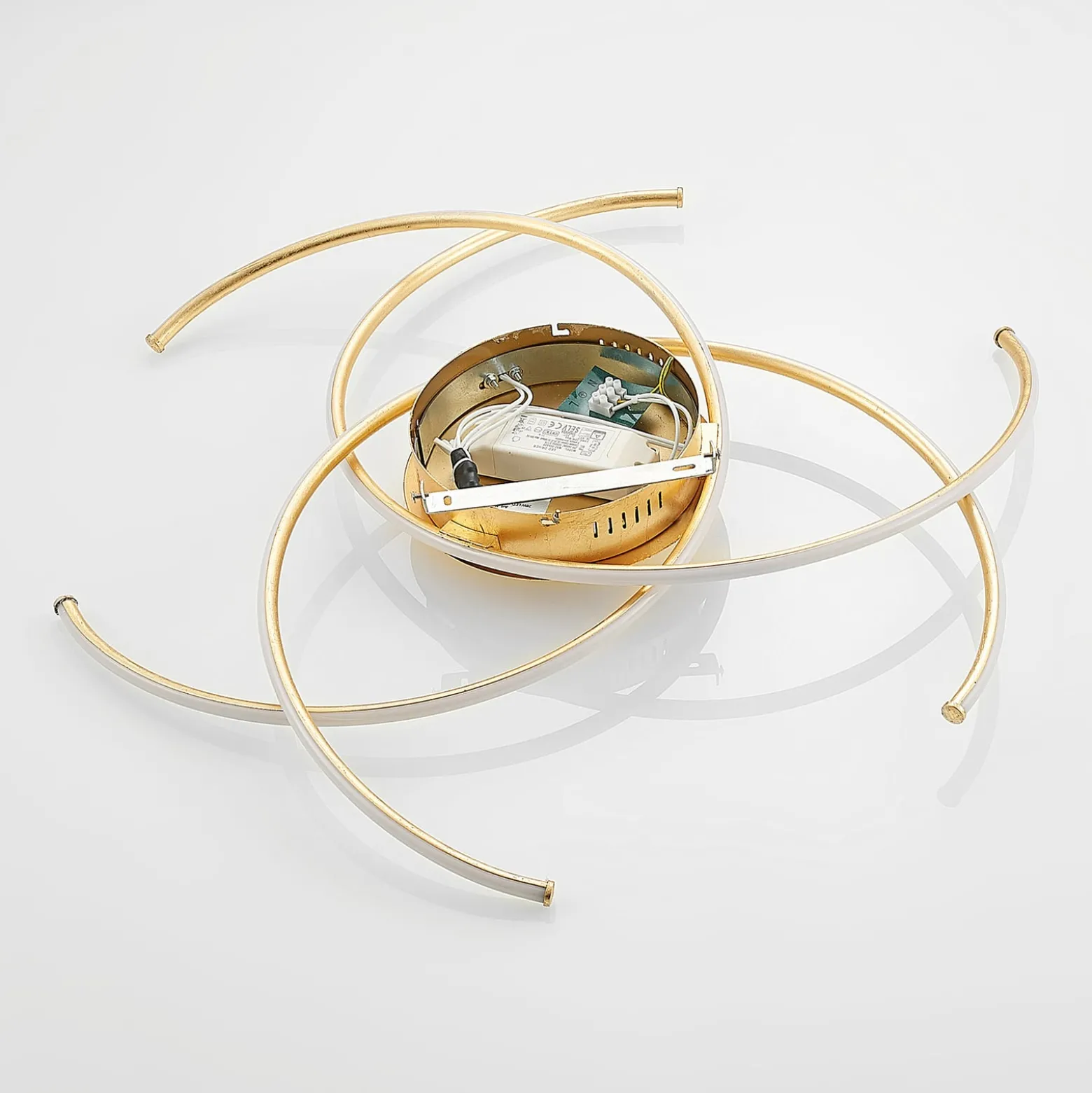 Lindby LED-Deckenleuchte Yareli, gold, Metall, Ø 70cm
