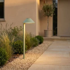 Lindby LED-Erdspießleuchte Capelo, hellgrün, 78 cm, IP65