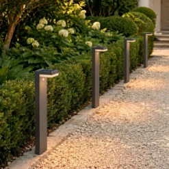 Lindby LED-Solar-Pollerleuchte Chioma, anthrazit, Sensor