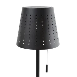 Lindby LED-Solar-Stehleuchte Hilario, schwarz, Eisen, Akku