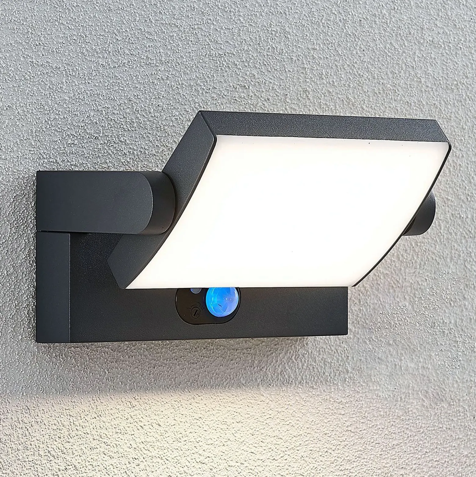 Lindby LED-Solarwandlampe Sherin, anthrazit, Sensor, IP54