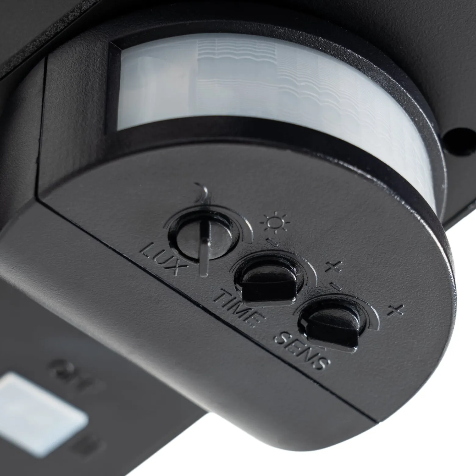 Lindby LED-Solarwandleuchte Naelin, schwarz, Sensor, IP44
