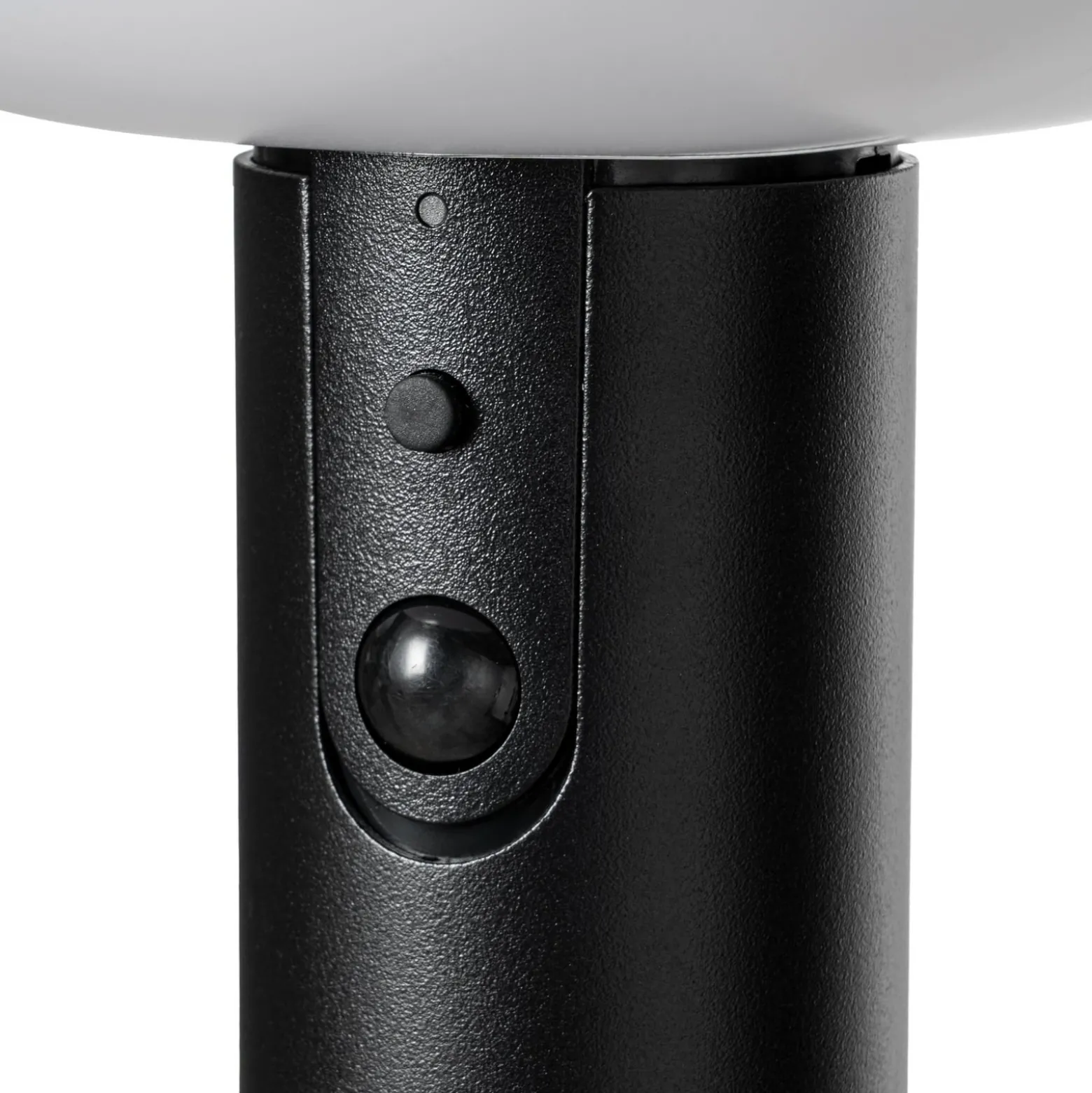 Lindby LED-Solarwegeleuchte Obintu, schwarz, 63 cm, Sensor