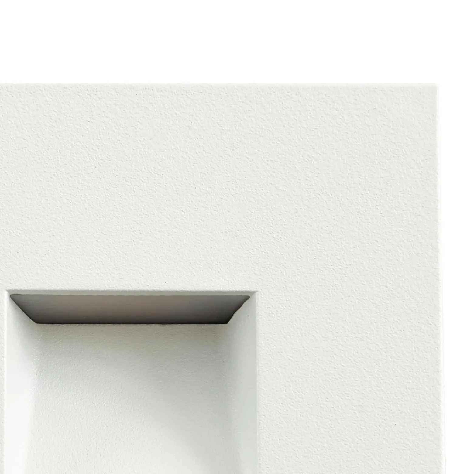 Lindby LED-Wandeinbaulampe Alune, weiß, eckig, 8x8cm, IP65