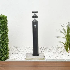 Lindby LED-Wegelampe Lanea, 60 cm, schwarz, Sensor, IP44