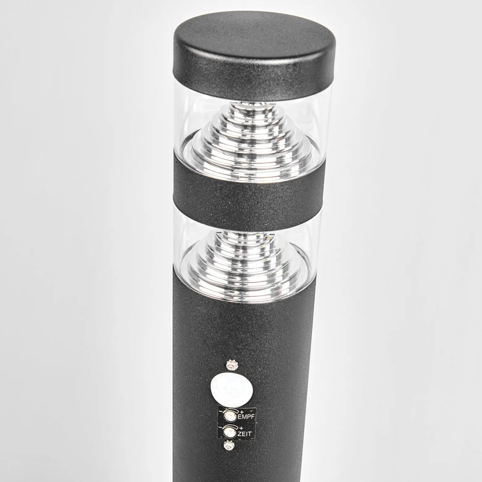 Lindby LED-Wegelampe Lanea, 60 cm, schwarz, Sensor, IP44
