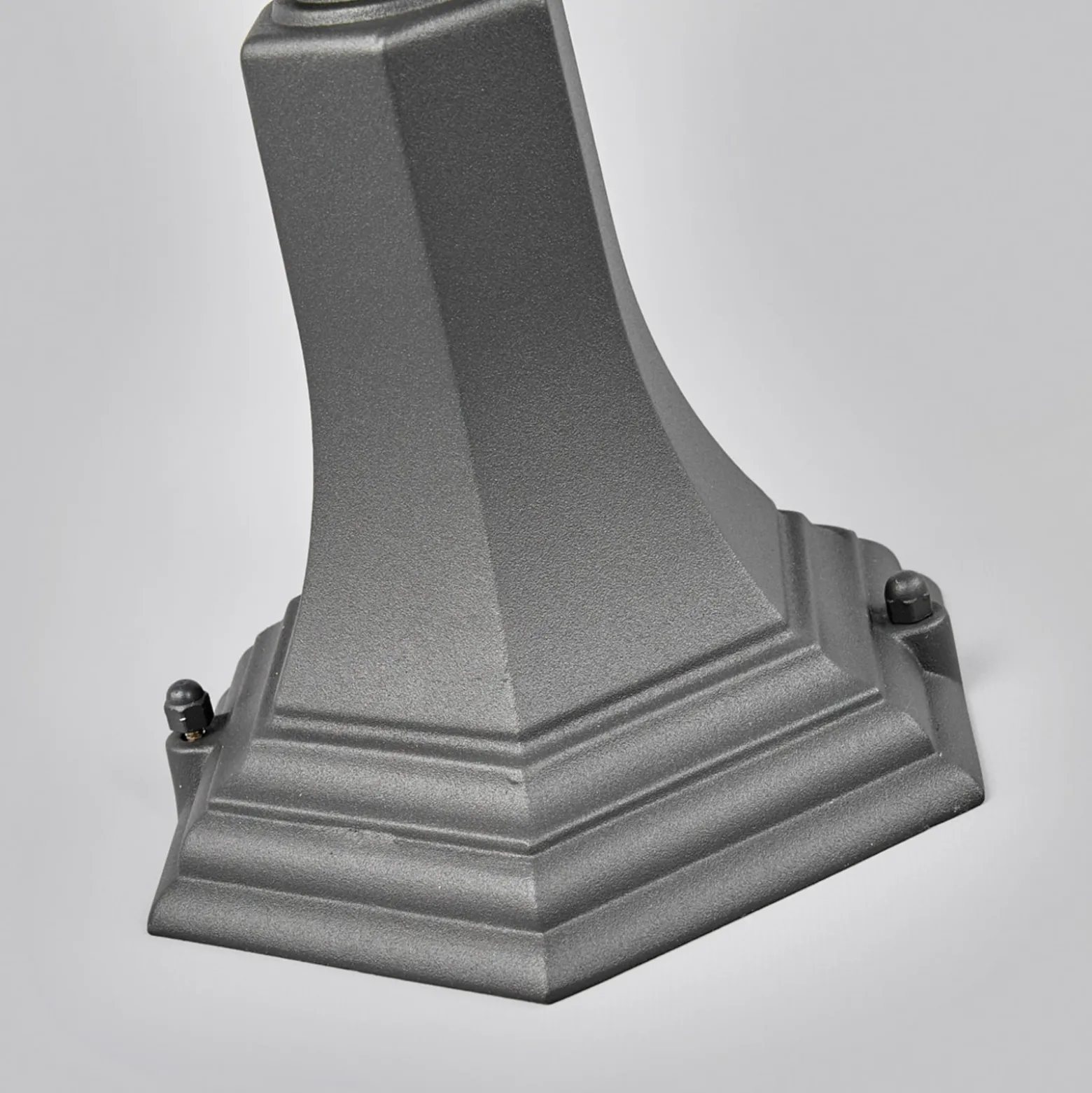 Lindby Sockelleuchte Edana, 52 cm, anthrazit, E27, IP44