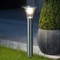 Lindby Solar-LED-Erdspießleuchte Jolin, 66 cm, Edelstahl