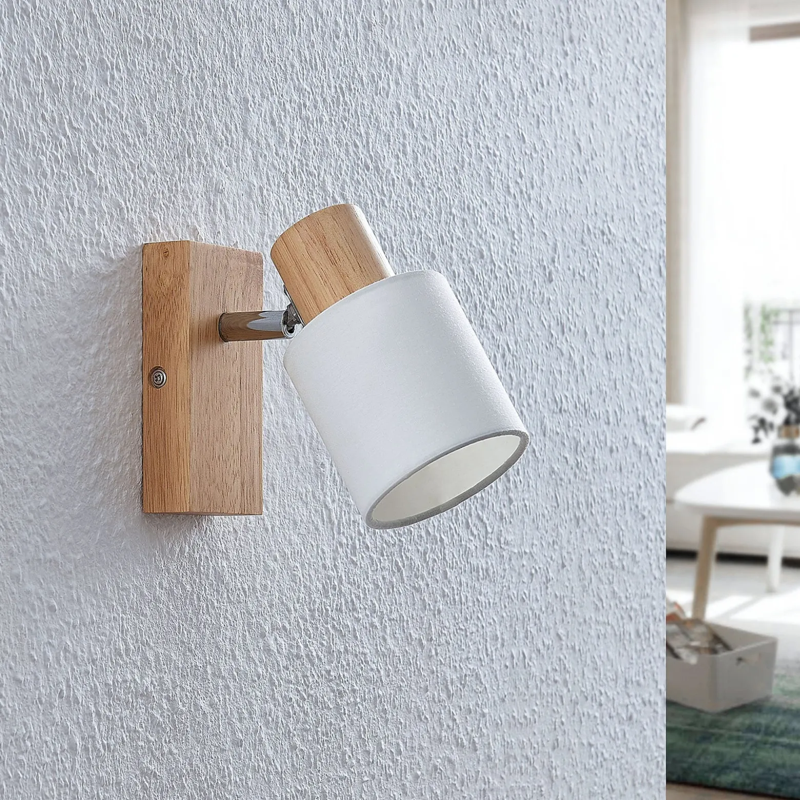 Lindby Spot Wanessa, Holz, weiß, E14, 14 cm, verstellbar