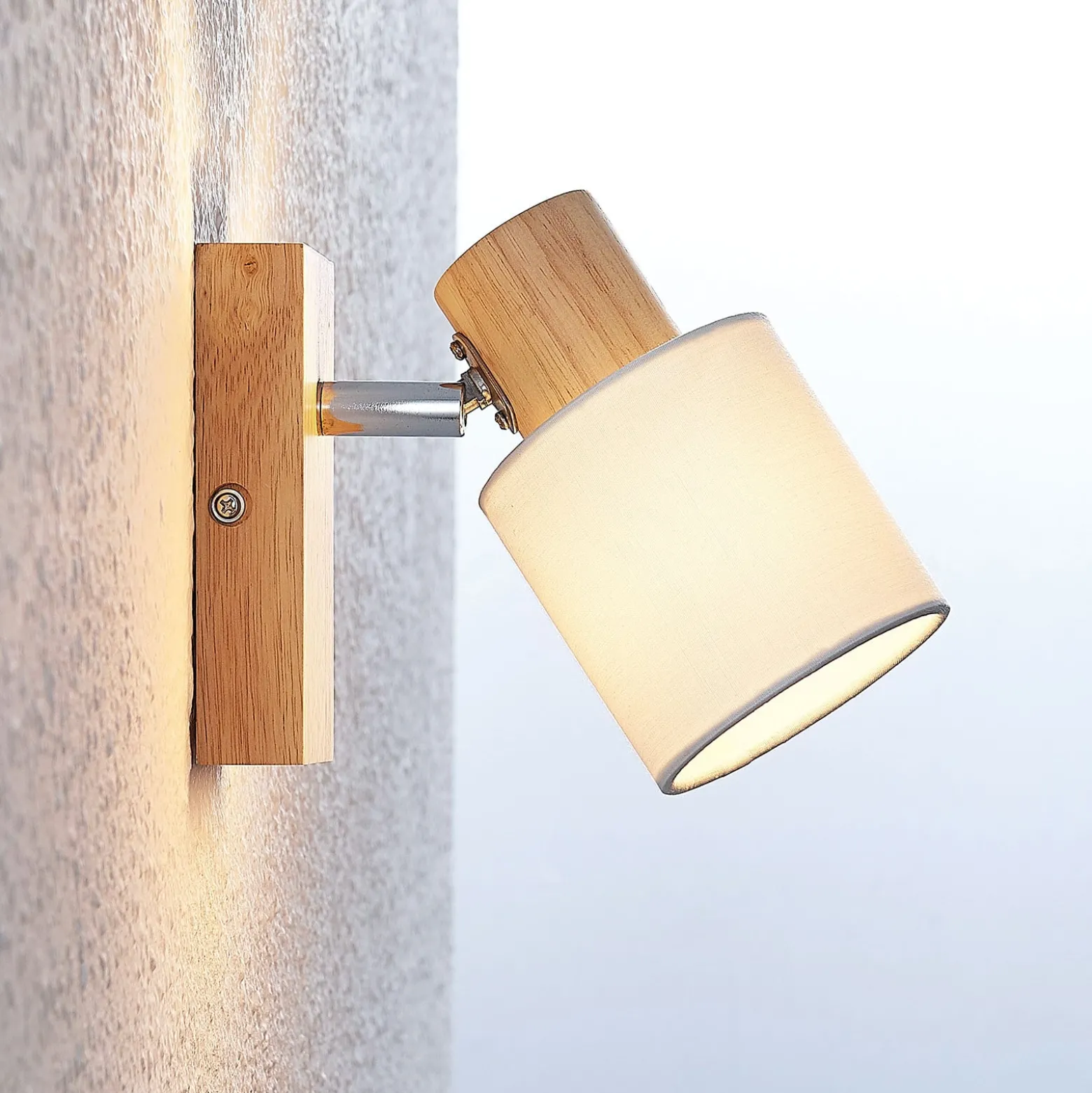 Lindby Spot Wanessa, Holz, weiß, E14, 14 cm, verstellbar