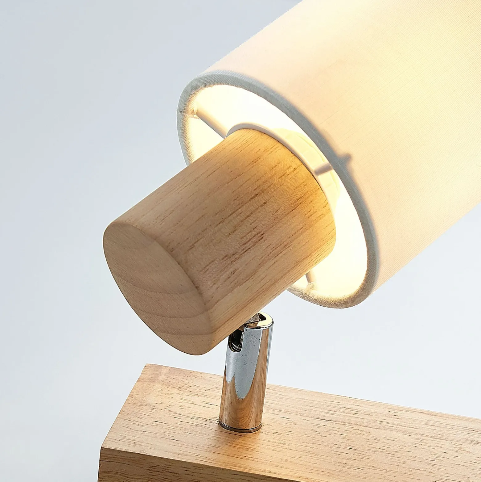 Lindby Spot Wanessa, Holz, weiß, E14, 14 cm, verstellbar
