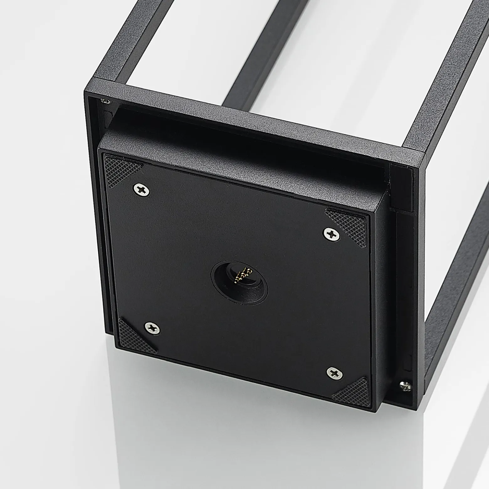 Lucande LED-Außenleuchte Elaja, schwarz, Akku, USB, dimmbar