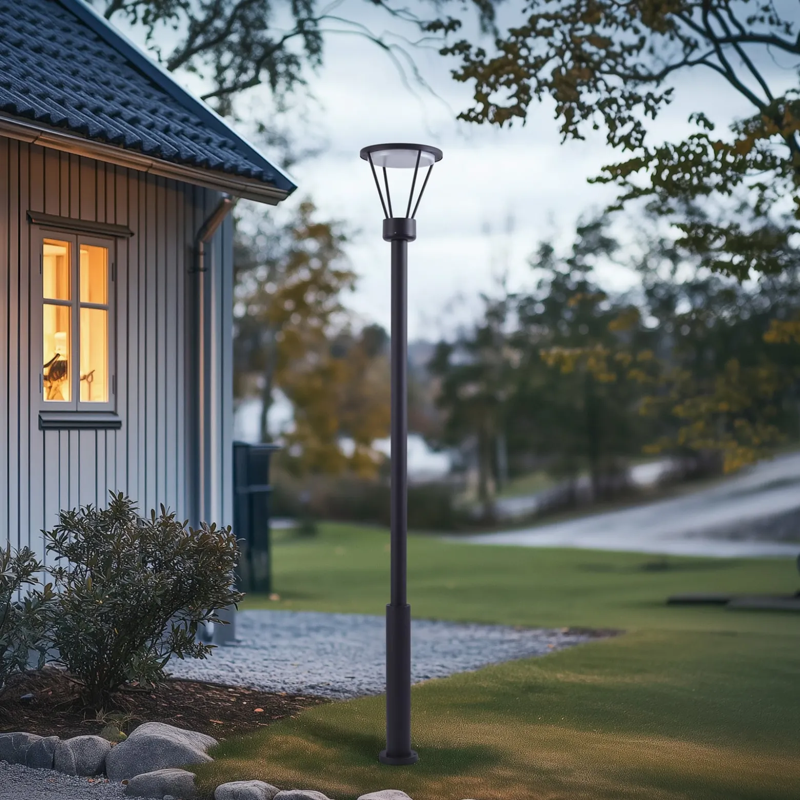 Lucande LED-Außenleuchte Elario, 222 cm, schwarz, Aluminium