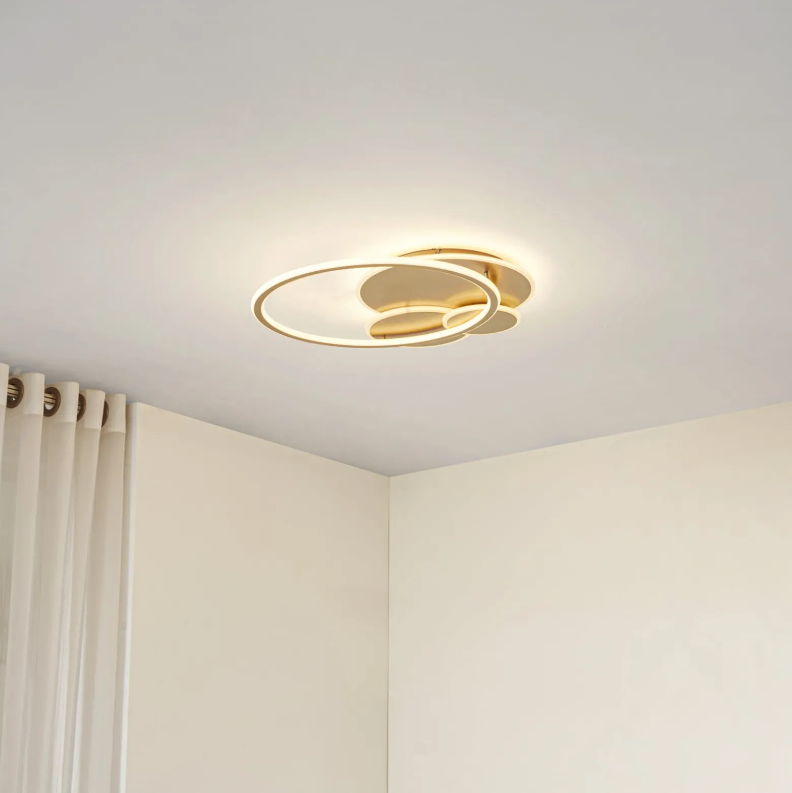 Lucande LED-Deckenleuchte Circulo, gold, 60 cm CCT, dimmbar