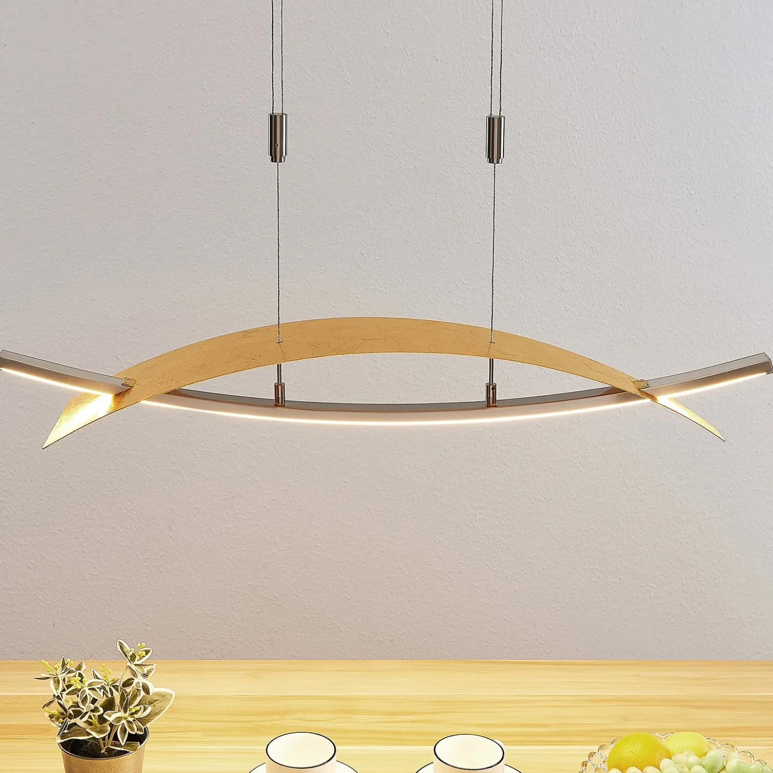 Lucande LED-Hängeleuchte Marija, 91 cm, goldfarben, dimmbar
