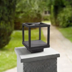 Lucande LED-Sockellampe Lealan, schwarz, Metall, 23 cm, IP54