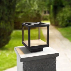 Lucande LED-Sockellampe Lealan, schwarz, Metall, 23 cm, IP54