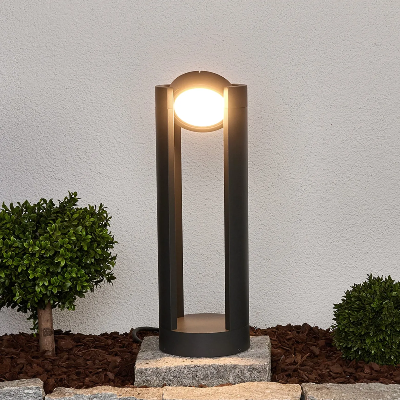 Lucande LED-Sockelleuchte Dylen, grau, Metall, 50cm, IP65