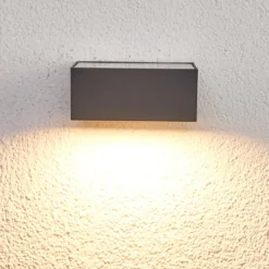 Lucande LED-Solarwandlampe Mahra, anthrazit, Metall, Sensor