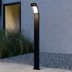 Lucande LED-Wegelampe Juvia, 100cm, anthrazit, Metall, IP54