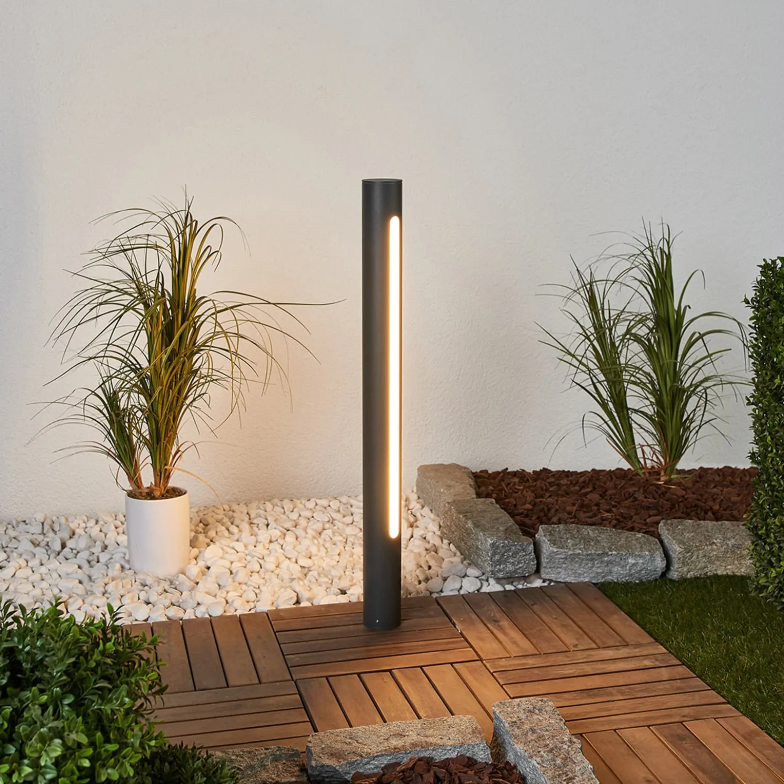 Lucande LED-Wegelampe Tomas, 75 cm, dunkelgrau, IP54