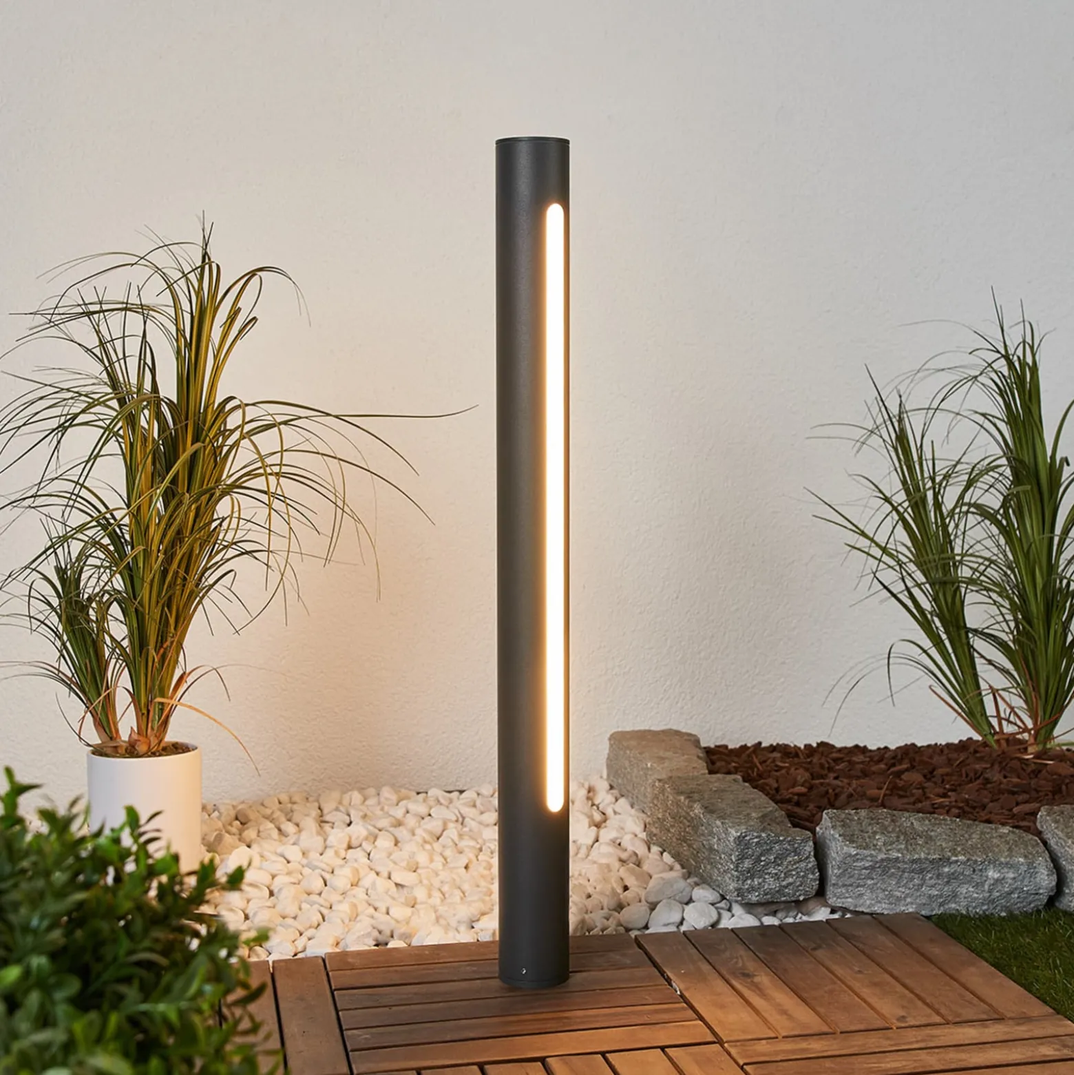 Lucande LED-Wegelampe Tomas, 75 cm, dunkelgrau, IP54