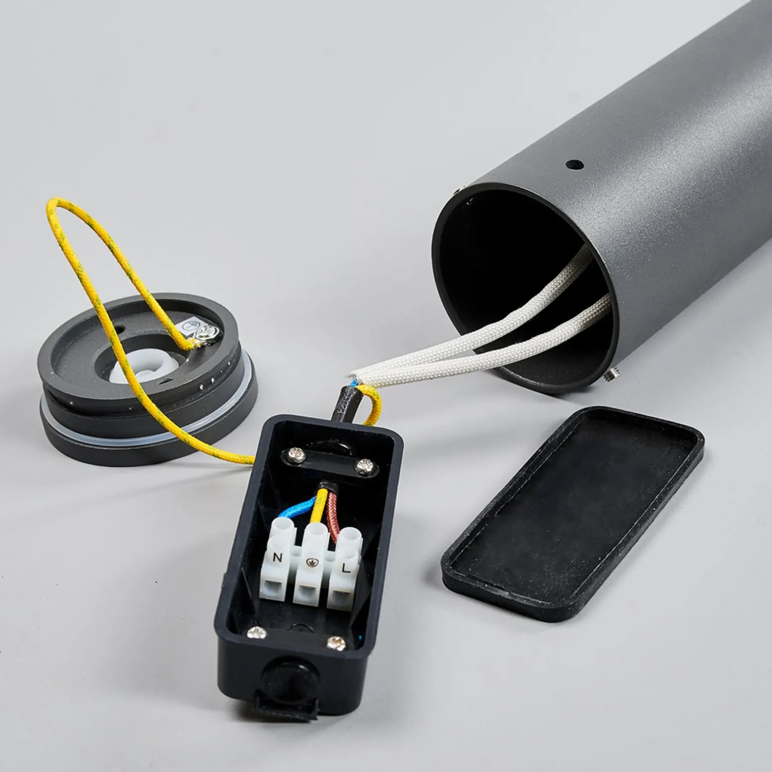 Lucande LED-Wegelampe Tomas, 75 cm, dunkelgrau, IP54