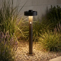 Lucande LED-Wegeleuchte Nirella, 60 cm, schwarz, CCT, Sensor