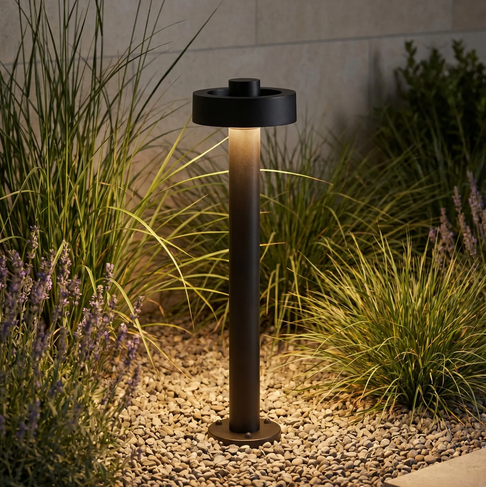 Lucande LED-Wegeleuchte Nirella, 60 cm, schwarz, CCT, IP65