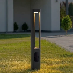 Lucande LED-Wegeleuchte Pirron, Höhe 80 cm, Steckdose, IP54