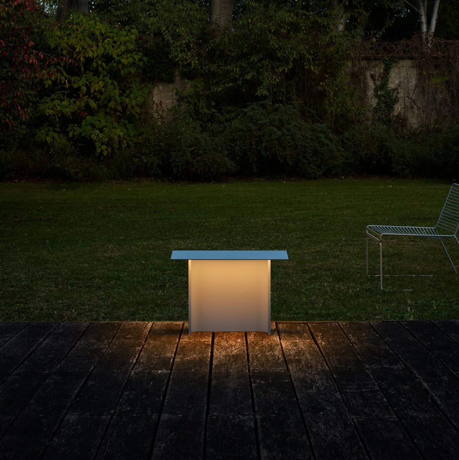Luceplan Fienile LED-Sockelleuchte 32cm hellgrau