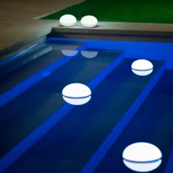 Newgarden LED-Akku-Wasserleuchte Coco, IP68, RGBW