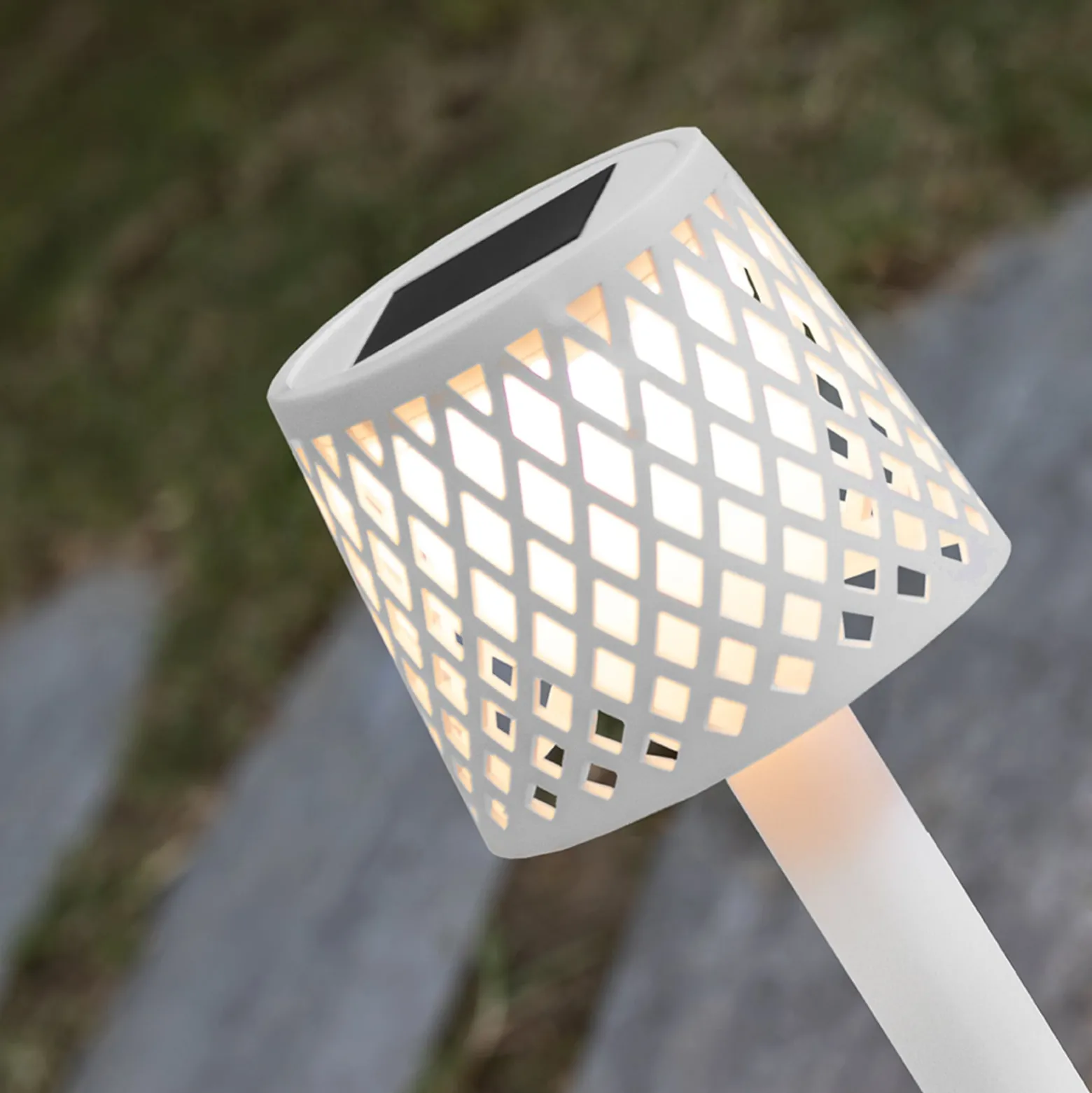 Newgarden LED-Solarleuchte Gretita, weiß, Erdspieß, 4er-Set