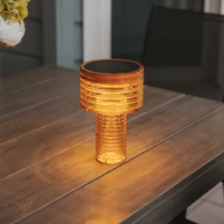 Newgarden LED-Solar-Tischleuchte Ambar, orange, PMMA, IP44