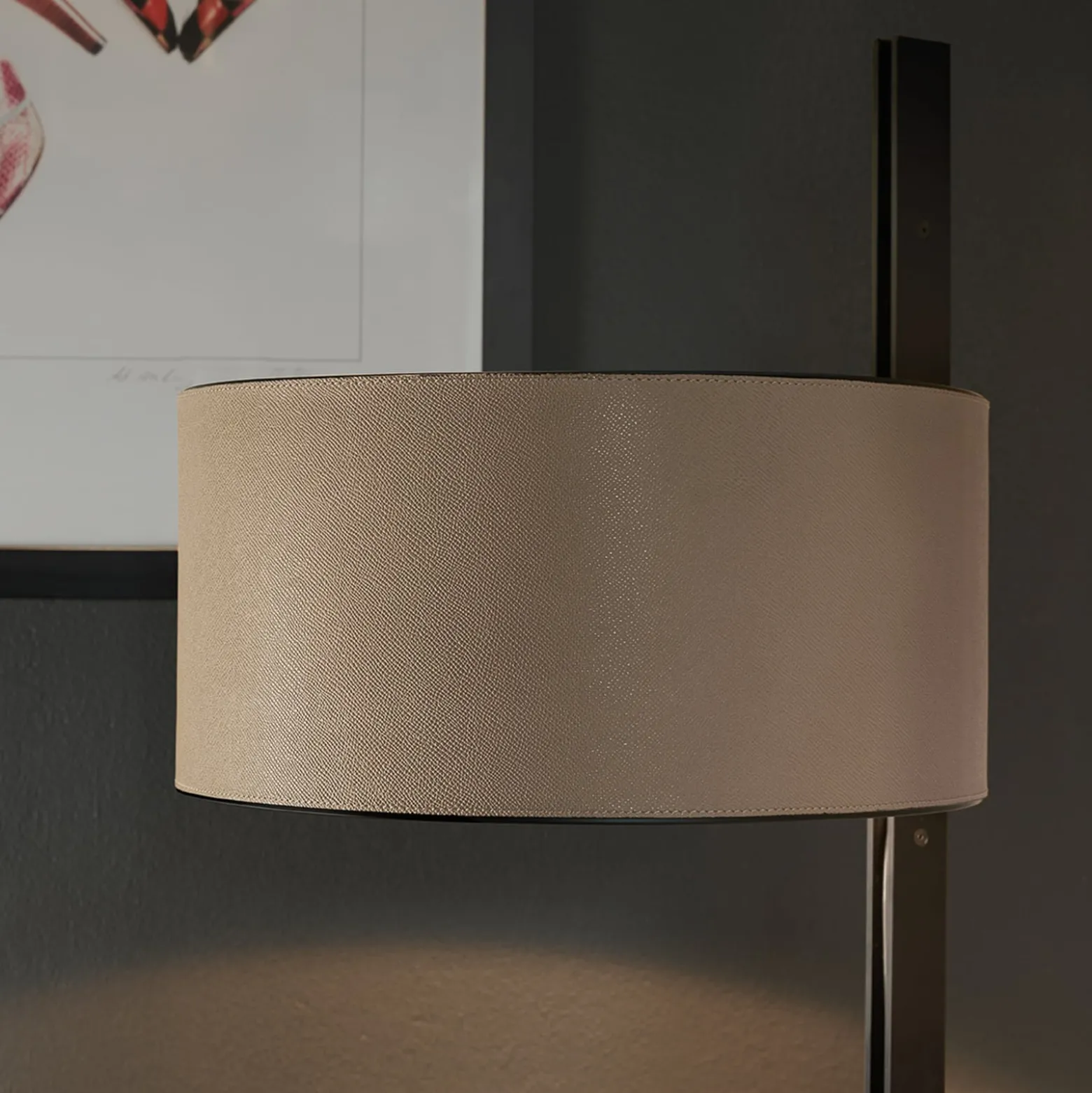 Oluce Parallel 296 Tischleuchte, Leder sand