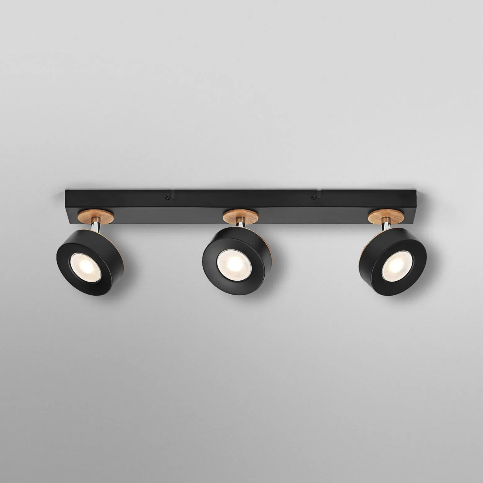 OSRAM LED-Deckenstrahler PLUTO, schwarz, 3 Spots, 3.000 K