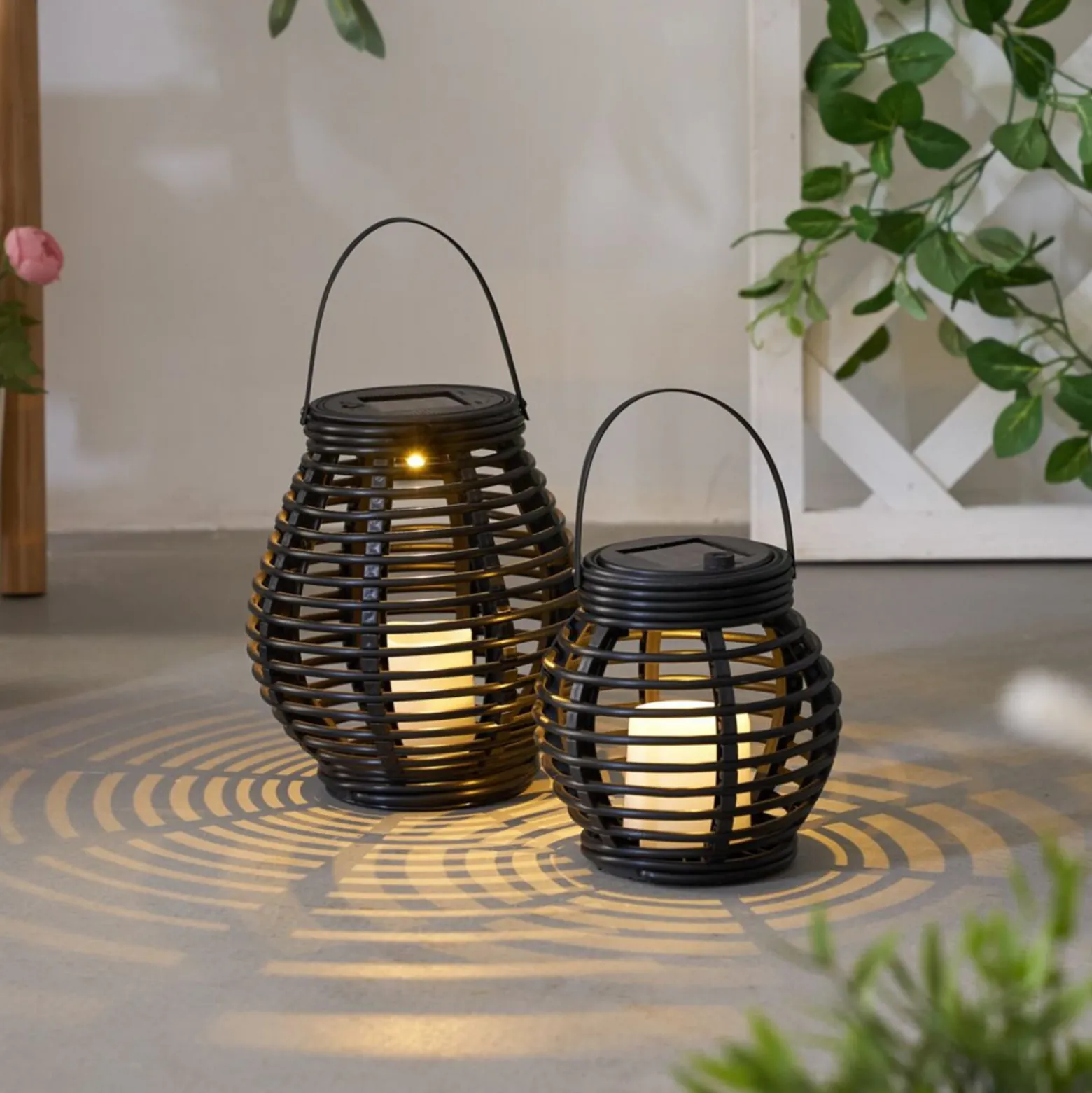 Pauleen Sunshine Glow LED-Solarlaterne, 2 Stück