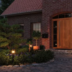 Paulmann Classic LED-Wegelampe mit goldenem Licht
