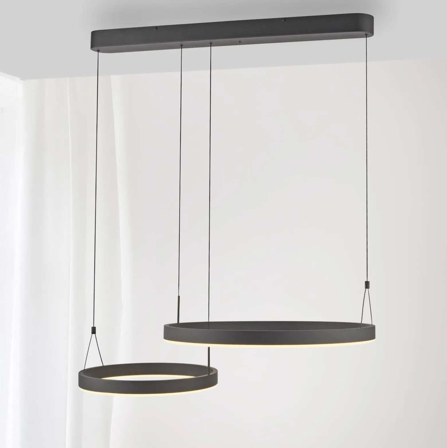 Paul Neuhaus LED-Pendellampe Esko, schwarz, Länge 90 cm
