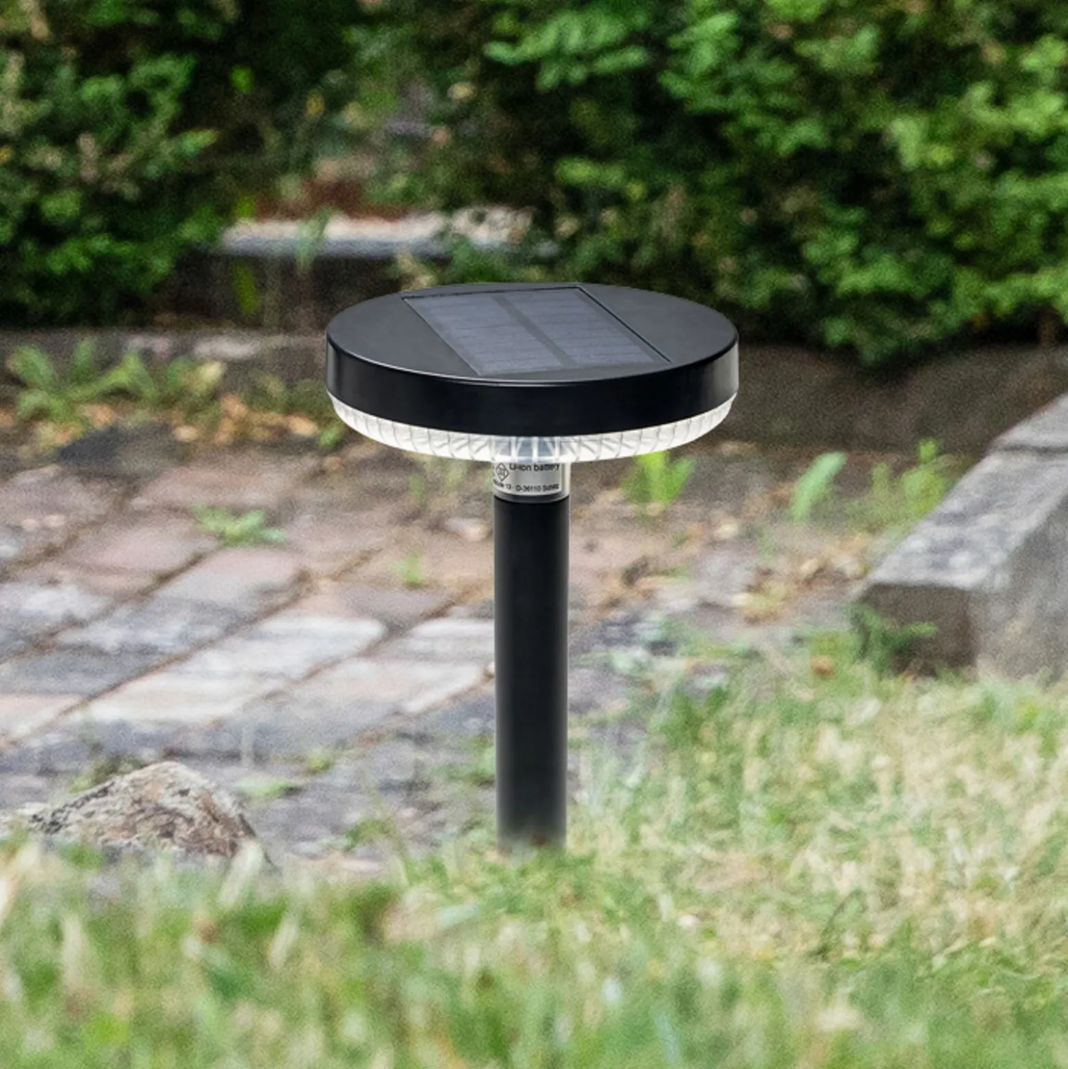 Prios Glenios LED-Solarlampe mit Erdspieß