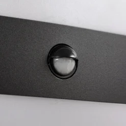 Prios LED-Außenwandleuchte Teekon, anthrazit, Sensor, IP44