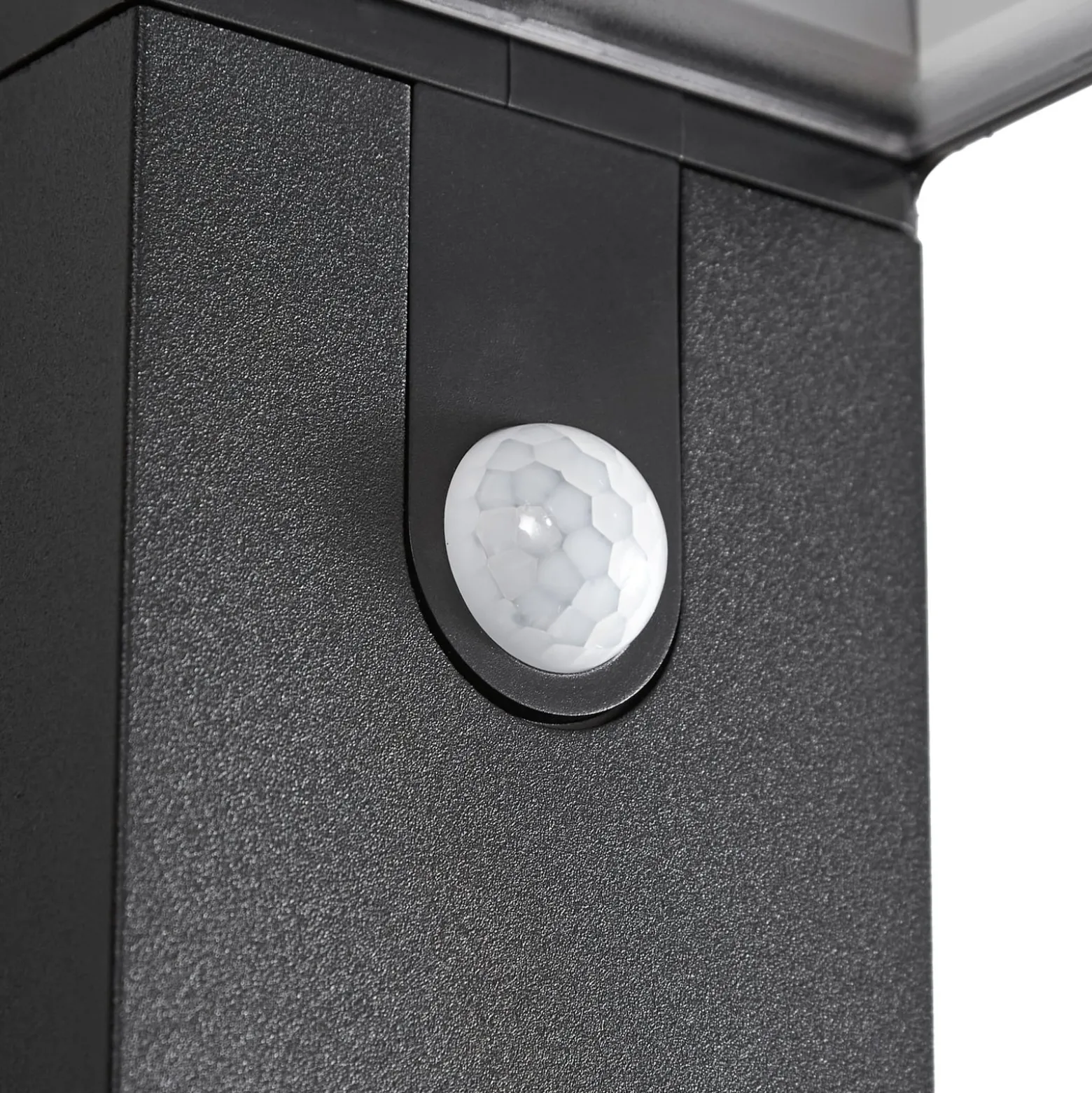 Prios LED-Solar-Wandleuchte Aurino, schwarz, Sensor, IP44