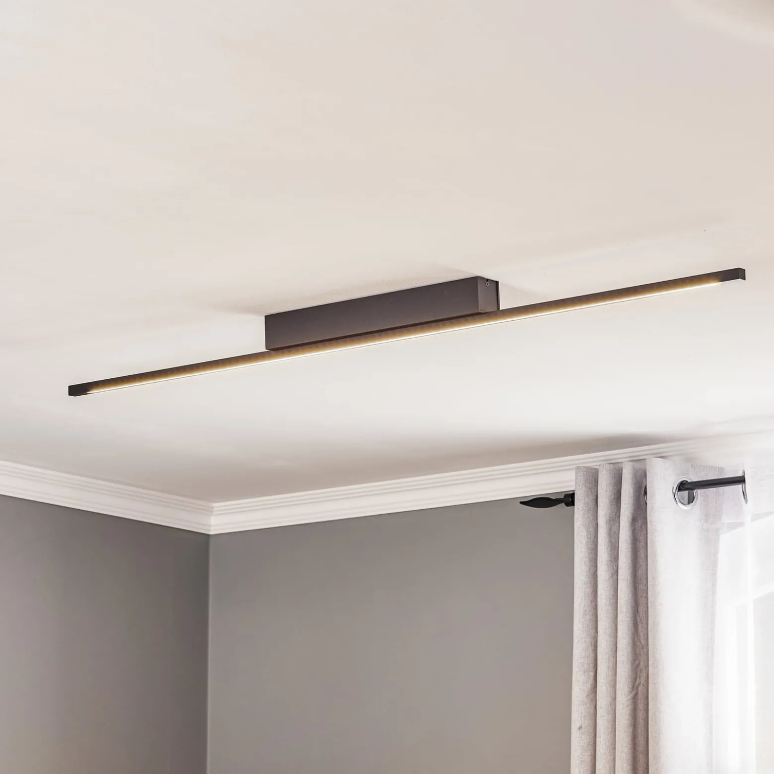 Quitani LED-Deckenleuchte Tolu, schwarz, 118 cm