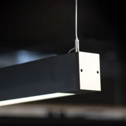 SLC LED-Lichtleiste CLICK, schwarz, 140 cm, CCT, DALI, IP20