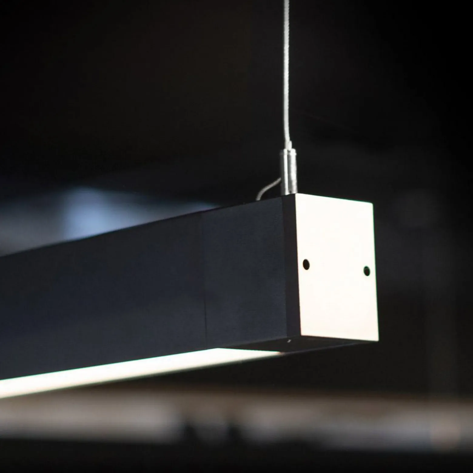SLC LED-Lichtleiste CLICK, schwarz, 140 cm, CCT, DALI, IP20