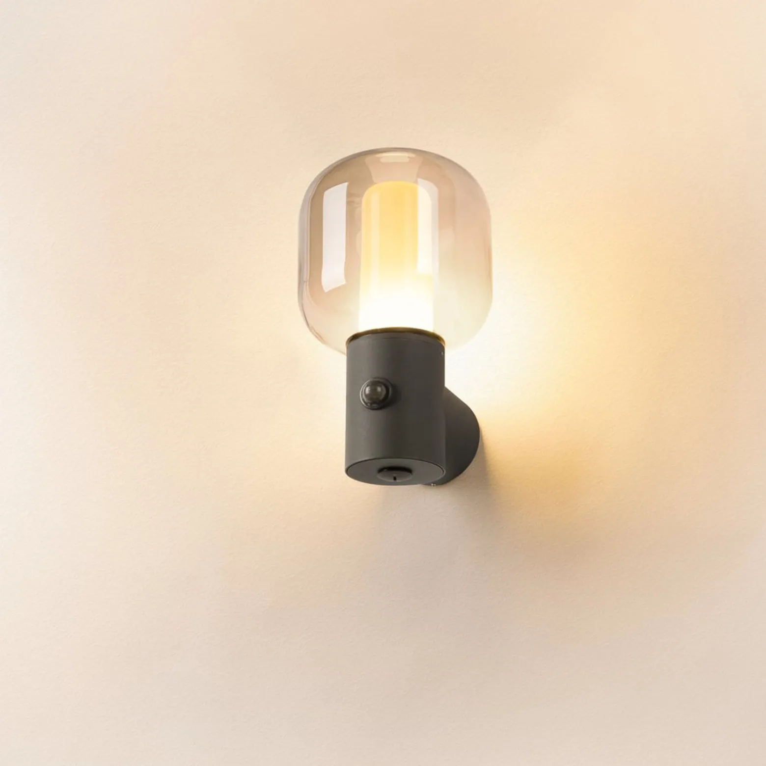 SLV Ovalisk Sensor-Außenwandleuchte CCT