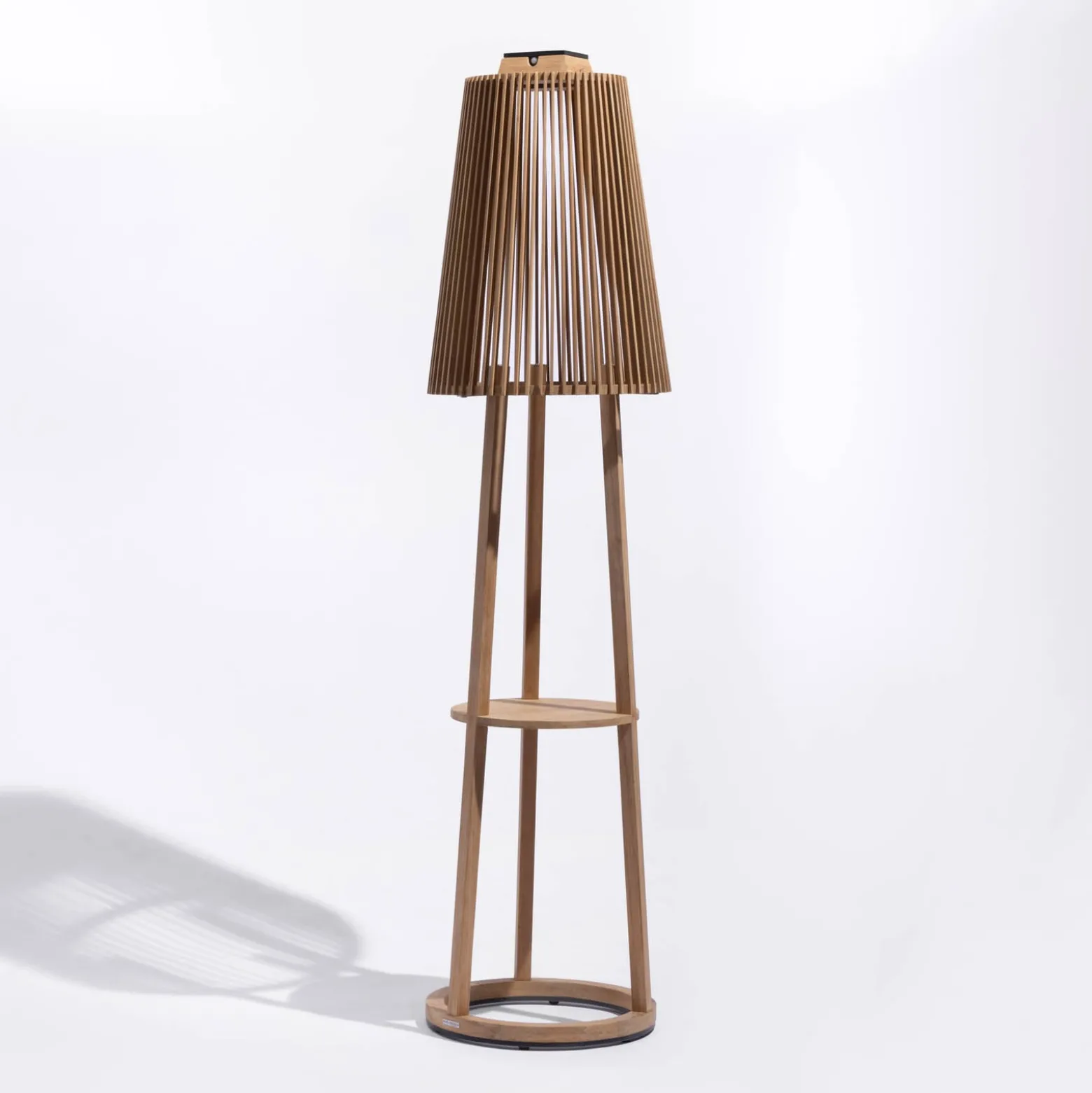 Solar-Stehleuchte Tecka mit Sensor, teak