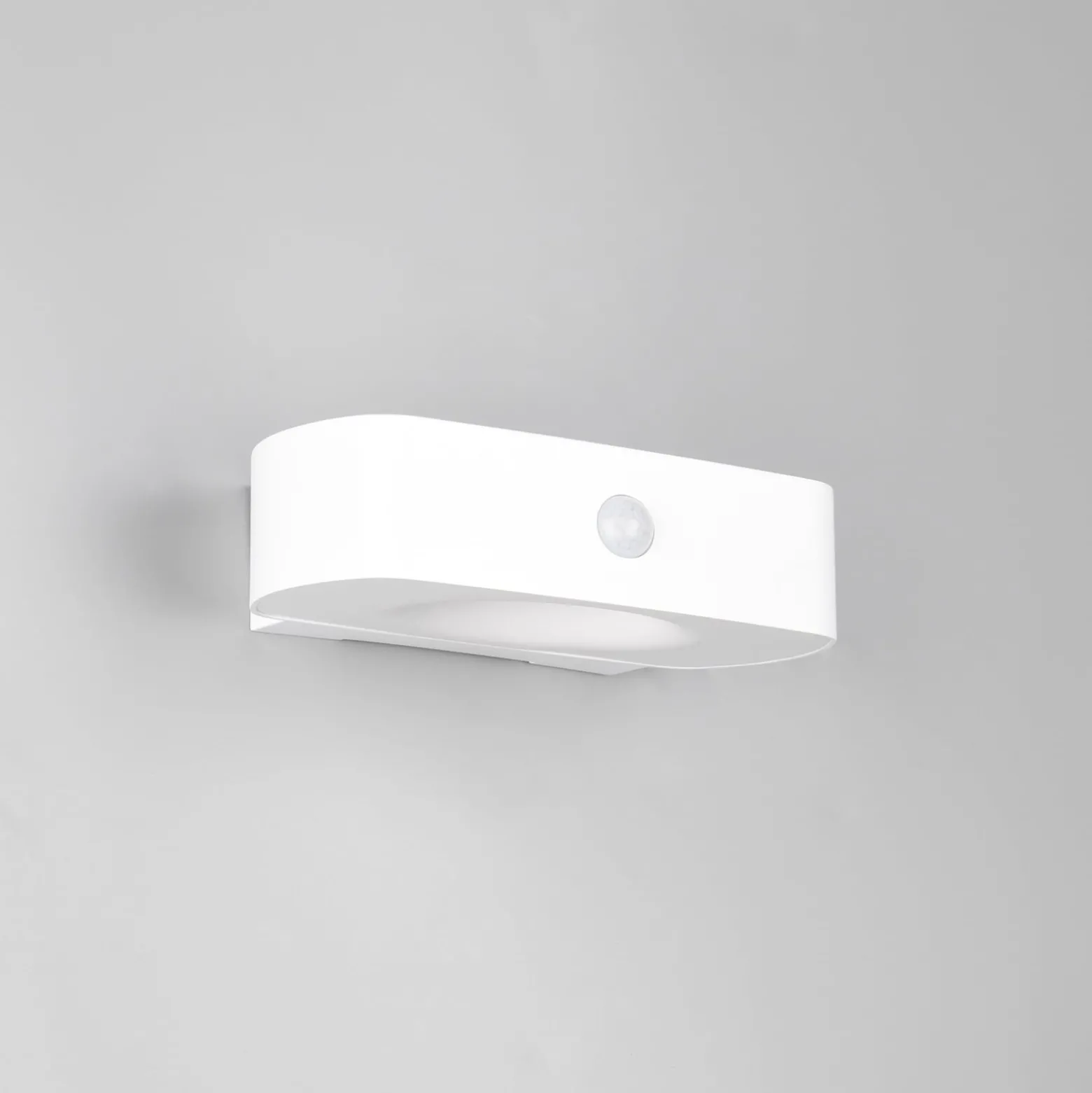 Solar-Wandleuchte Bilbao, weiß, Höhe 6 cm, Sensor, up/down