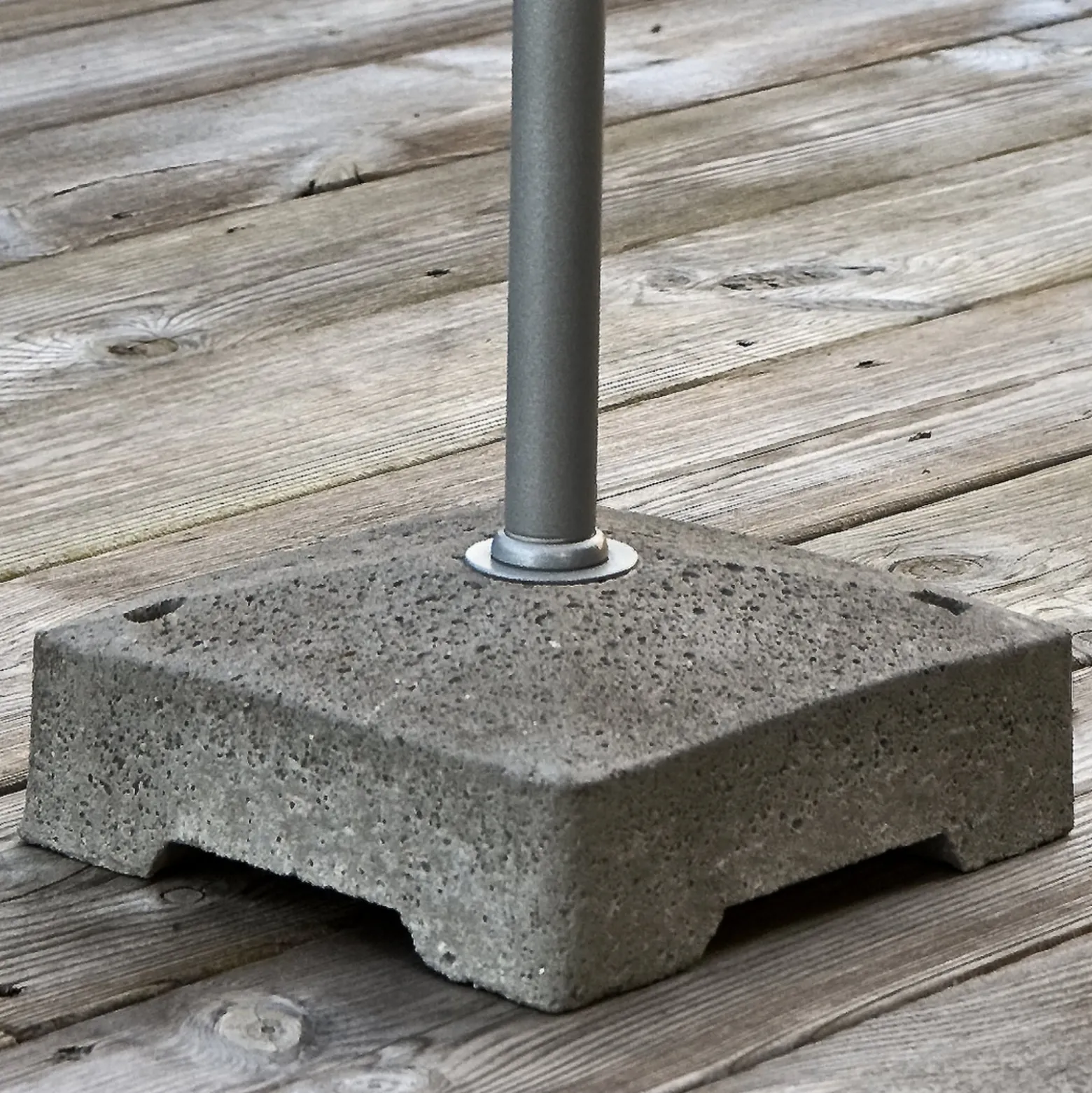Terrassenleuchte Lucca, grau, Höhe 59 cm, Metall, IP44