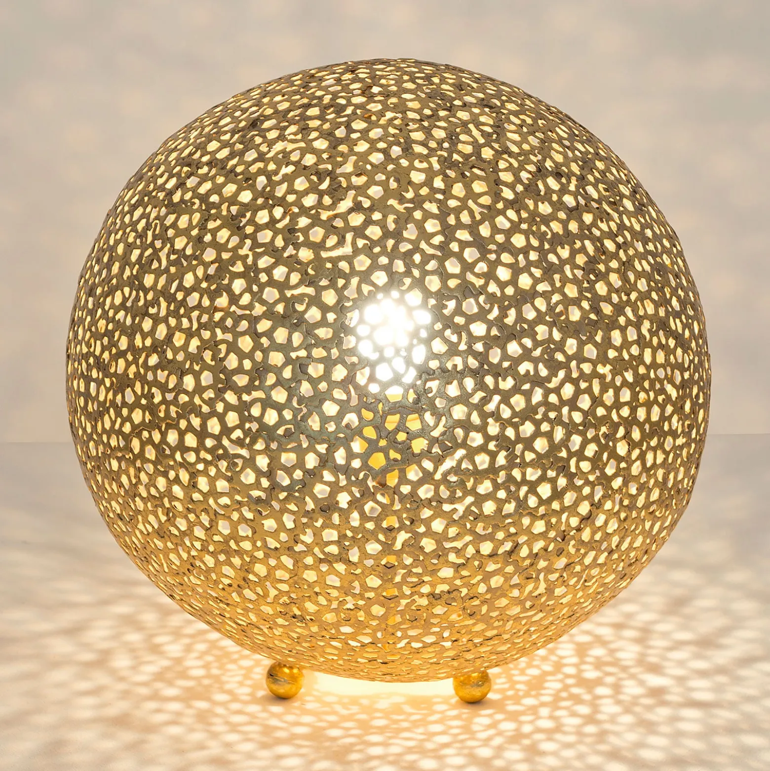 Tischleuchte Lily Grande, Ø 43 cm, gold